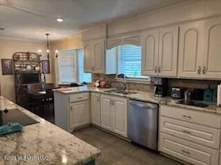 $354,900 | 107 Westlake Drive, Brandon, MS 39047