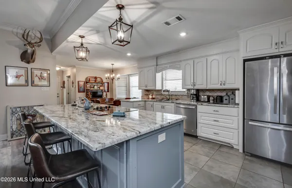 $354,900 | 107 Westlake Drive, Brandon, MS 39047