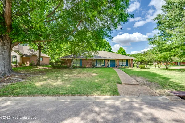 $354,900 | 107 Westlake Drive, Brandon, MS 39047