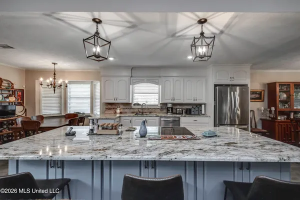 $354,900 | 107 Westlake Drive, Brandon, MS 39047