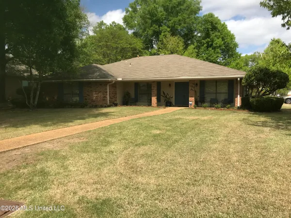 $354,900 | 107 Westlake Drive, Brandon, MS 39047
