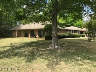 $354,900 | 107 Westlake Drive, Brandon, MS 39047