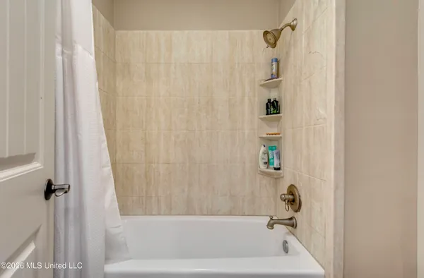 $354,900 | 107 Westlake Drive, Brandon, MS 39047