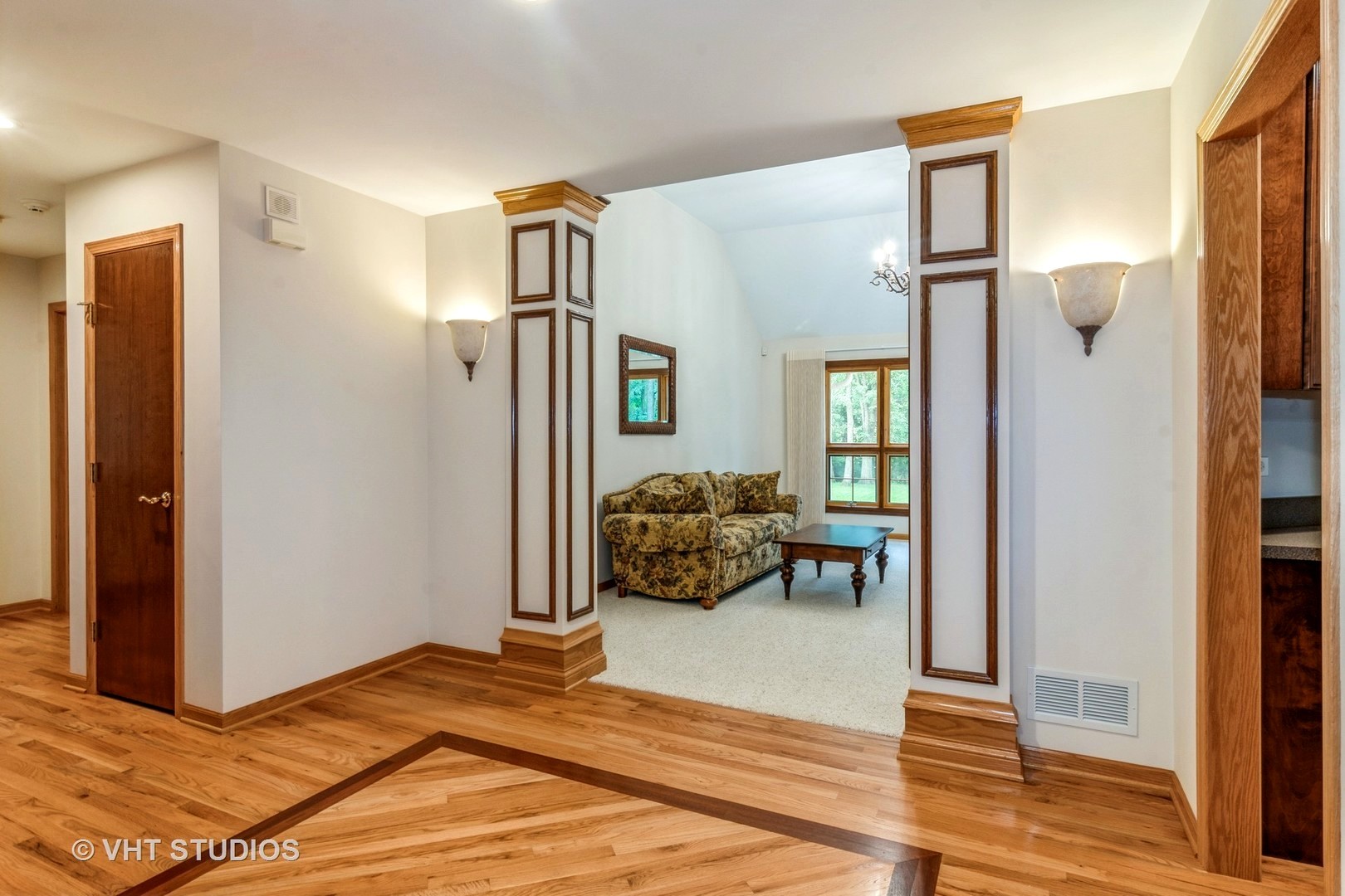 980 Pinecrest Drive Sugar Grove, IL 60554 - Photo 17 of 38 a bedroom with a bed and wooden floor