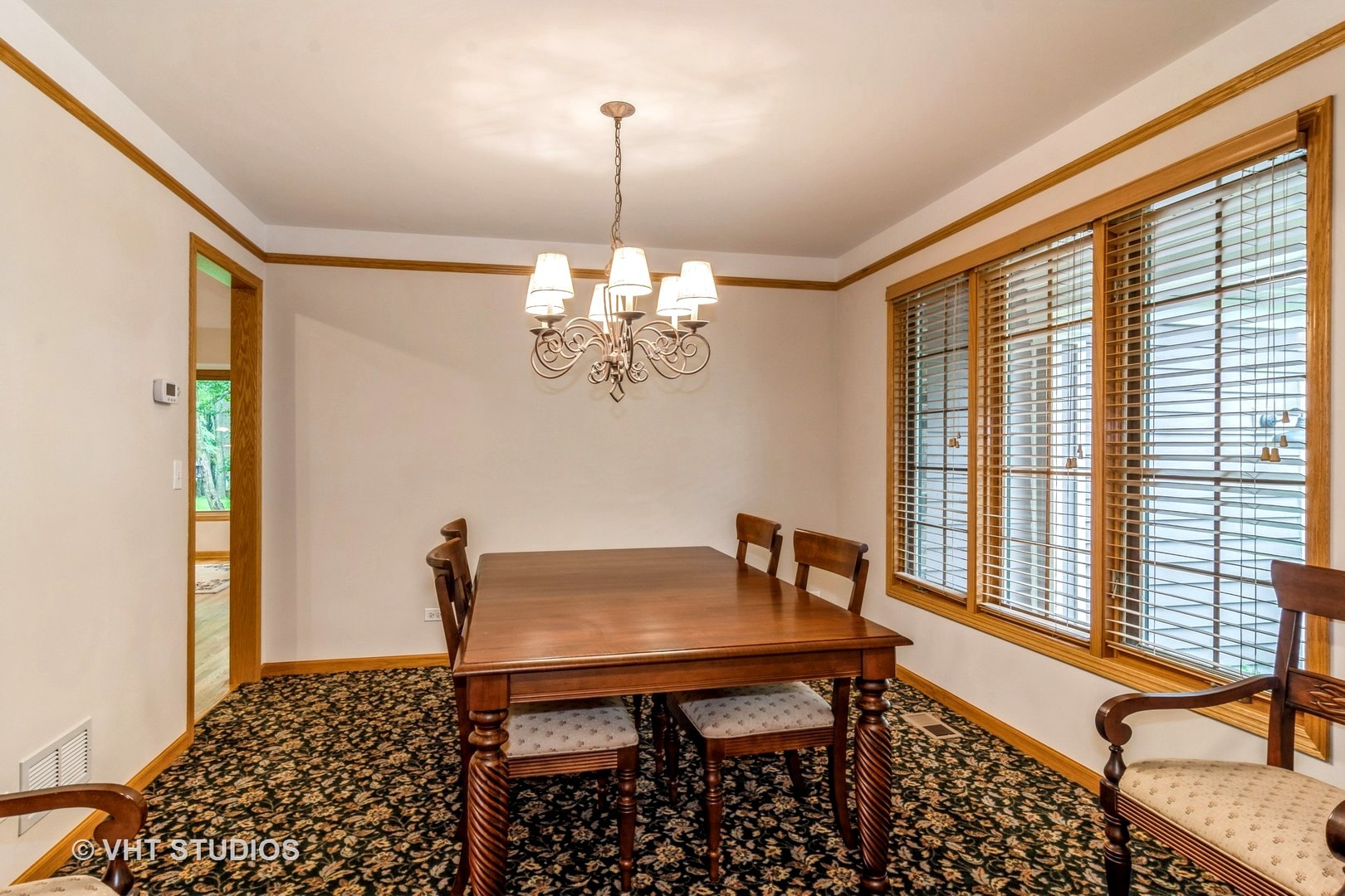 980 Pinecrest Drive Sugar Grove, IL 60554 - Photo 20 of 38 a view of a dining room with furniture and window