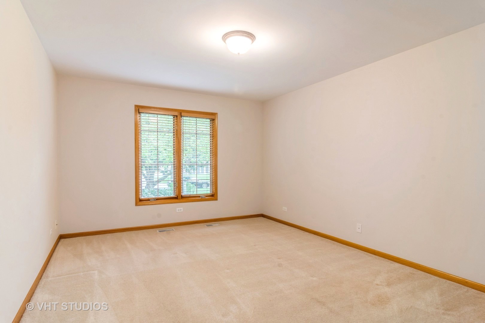 980 Pinecrest Drive Sugar Grove, IL 60554 - Photo 27 of 38