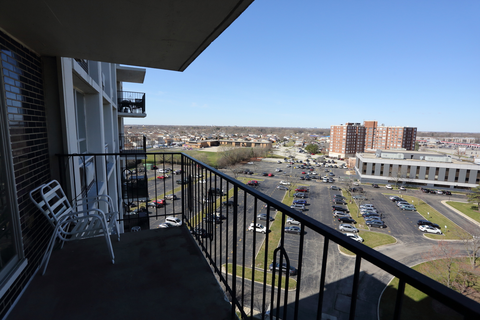 8809 West Golf Road, Unit 10D Niles, IL 60714 - Photo 17 of 18 Gallery Image 17
