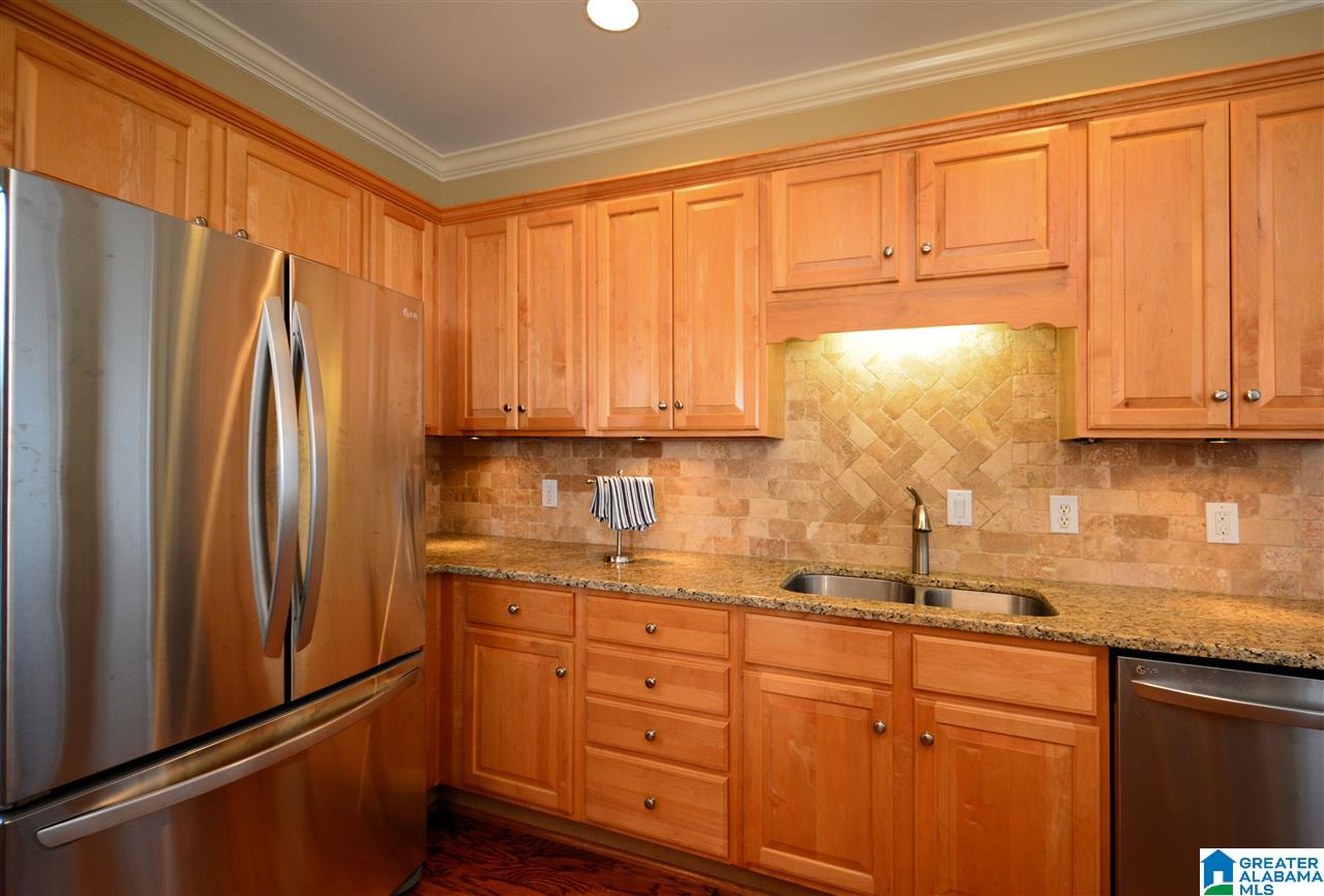 854 Meadow Ridge Lane, Unit 32 Birmingham, AL 35242 - Photo 15 of 37