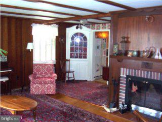 1607 Brent Road Oreland, PA 19075 - Photo 4 of 6