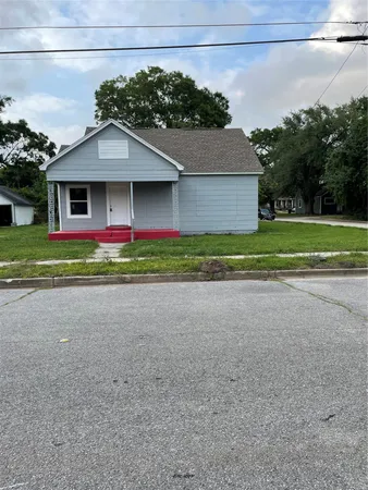 $139,900 | 347 East Elgie Street, Beaumont, TX 77705