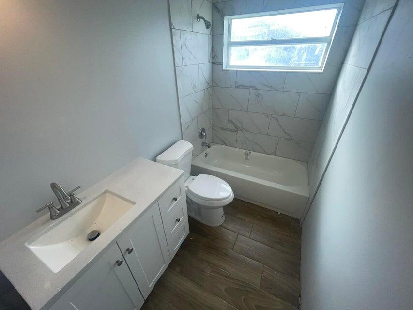 1105 West 9th Street Riviera Beach, FL 33404 - Photo 6 of 14 9