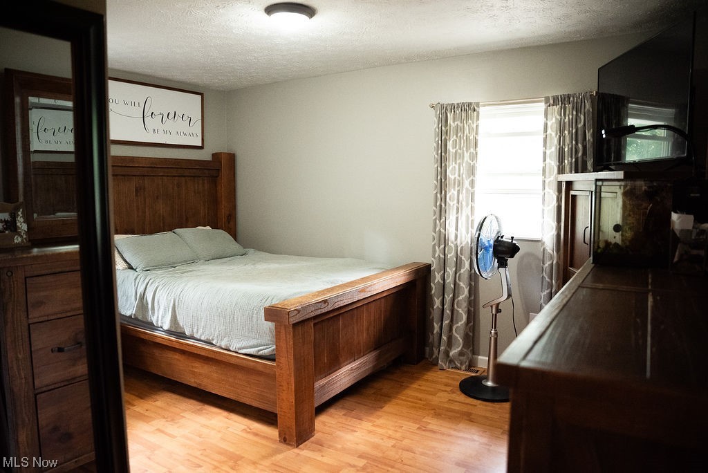 1906 Aberdeen Road Madison, OH 44057 - Photo 10 of 16 Bedroom