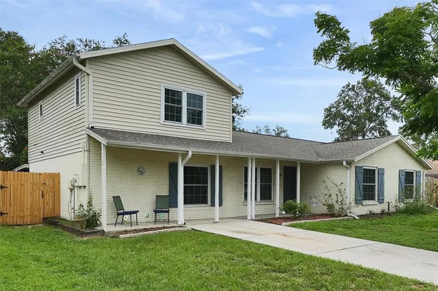 $435,000 | 1305 Willow Valley Drive, Brandon, FL 33510