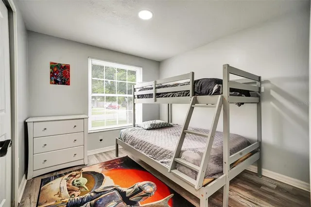 $435,000 | 1305 Willow Valley Drive, Brandon, FL 33510