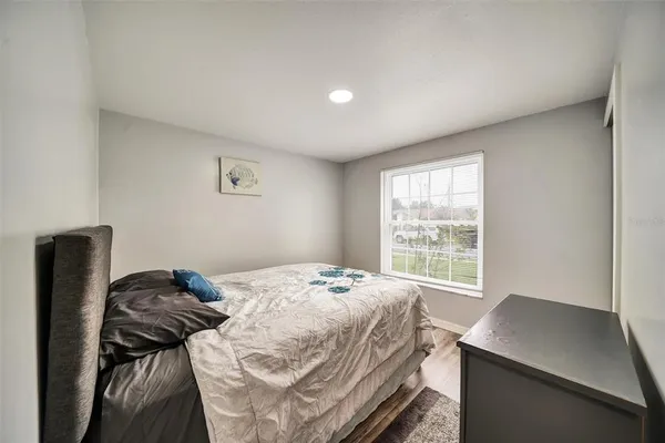 $427,000 | 1305 Willow Valley Drive, Brandon, FL 33510