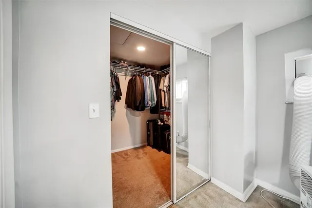 $435,000 | 1305 Willow Valley Drive, Brandon, FL 33510