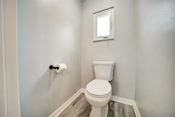 $427,000 | 1305 Willow Valley Drive, Brandon, FL 33510