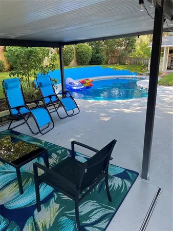 $427,000 | 1305 Willow Valley Drive, Brandon, FL 33510