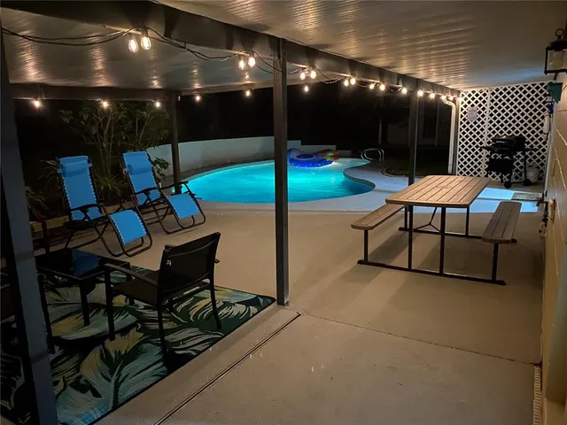 $435,000 | 1305 Willow Valley Drive, Brandon, FL 33510