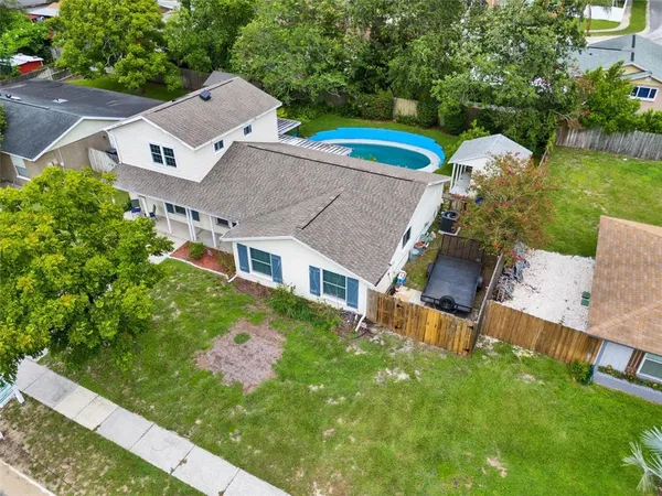 $427,000 | 1305 Willow Valley Drive, Brandon, FL 33510