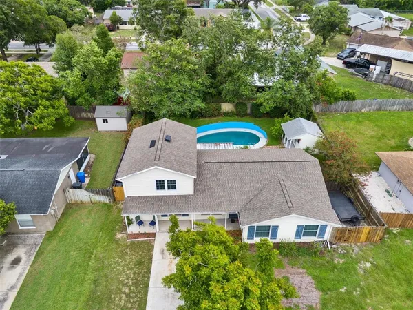 $427,000 | 1305 Willow Valley Drive, Brandon, FL 33510