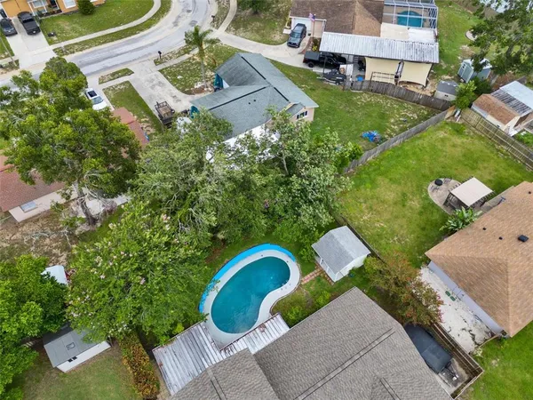 $427,000 | 1305 Willow Valley Drive, Brandon, FL 33510