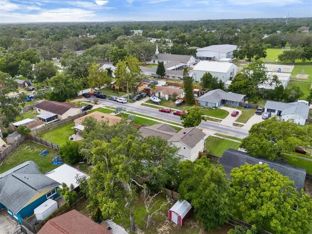 $435,000 | 1305 Willow Valley Drive, Brandon, FL 33510