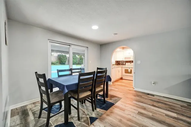 $435,000 | 1305 Willow Valley Drive, Brandon, FL 33510