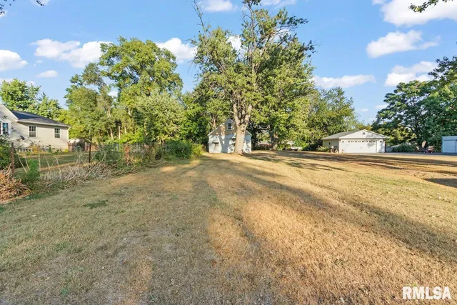 $900 | 4208 South Lafayette Avenue, Bartonville, IL 61607