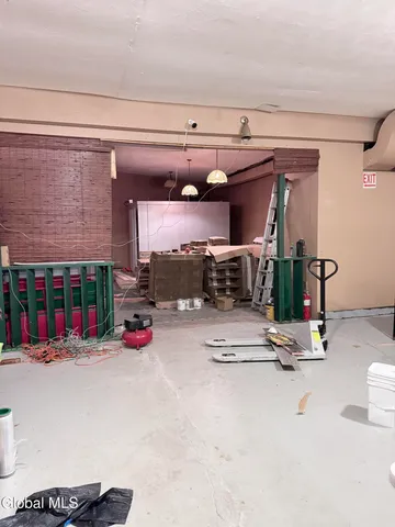 $165,000 | 8 Yeoman Street, Amsterdam, NY 12010