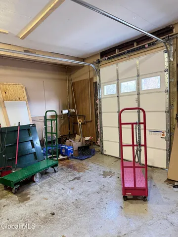 $165,000 | 8 Yeoman Street, Amsterdam, NY 12010