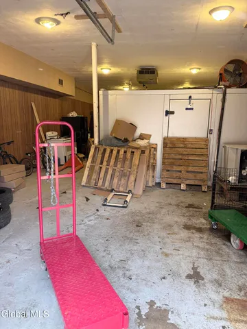 $165,000 | 8 Yeoman Street, Amsterdam, NY 12010