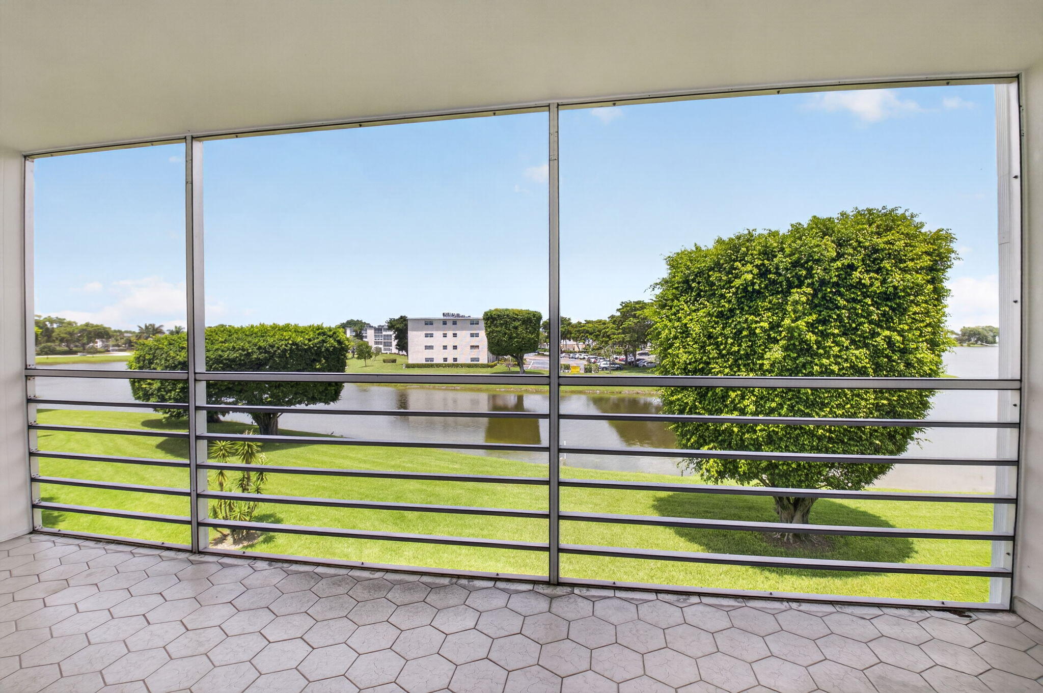 3080 Cornwall East Boca Raton, FL 33434 - Photo 22 of 55 23-web-or-mls-DSC_4230