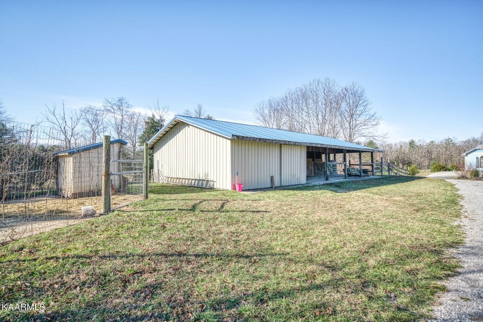 691 Boone Ridge Road Jamestown, TN 38556 - Photo 11 of 42 Gallery Image 11