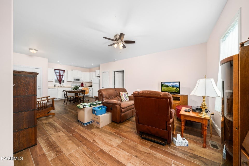 691 Boone Ridge Road Jamestown, TN 38556 - Photo 31 of 42 Gallery Image 31