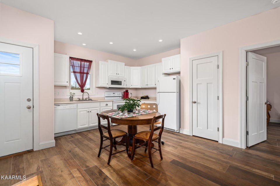 691 Boone Ridge Road Jamestown, TN 38556 - Photo 32 of 42 Gallery Image 32