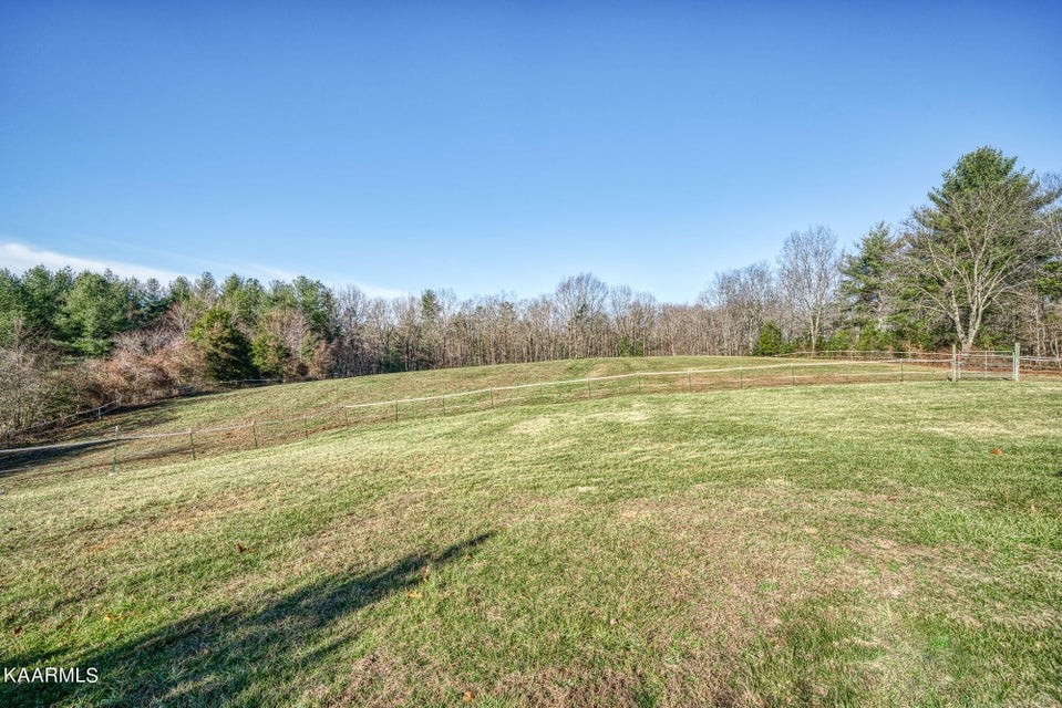 691 Boone Ridge Road Jamestown, TN 38556 - Photo 5 of 42 Gallery Image 5