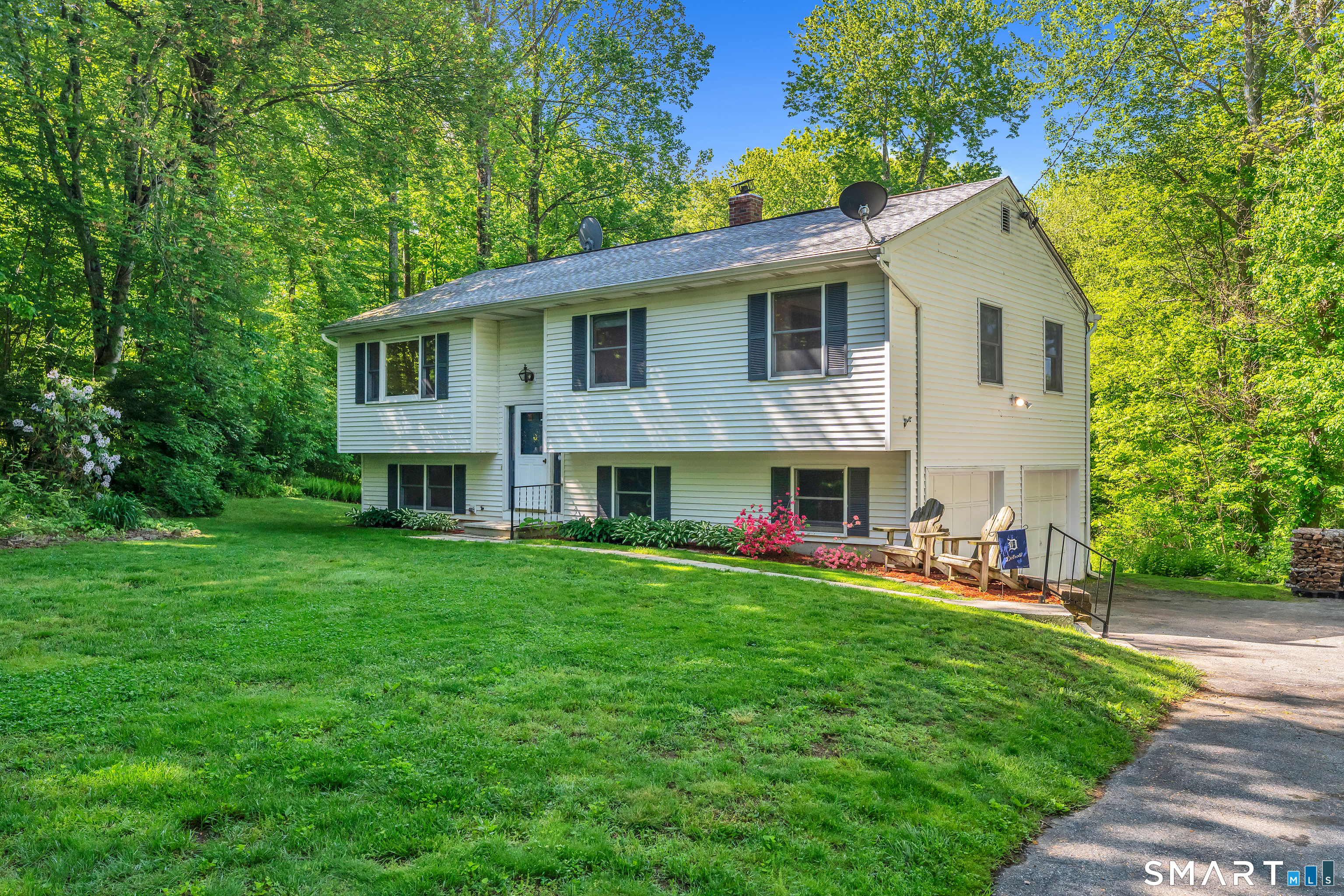 797 Middletown Road Colchester, CT 06415 - Photo 2 of 33