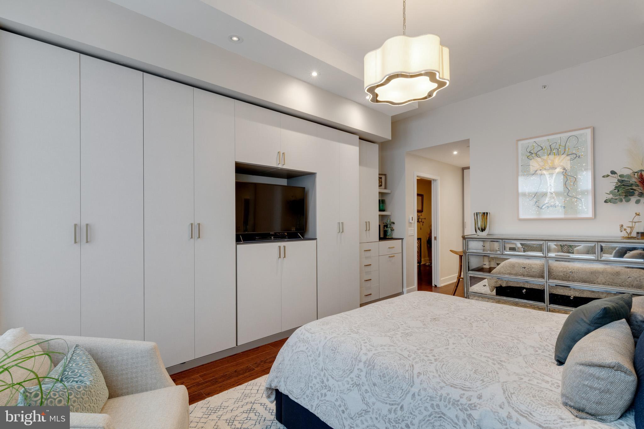 1900 Hamilton Street, Unit 307 Philadelphia, PA 19130 - Photo 2 of 3 main bedroom