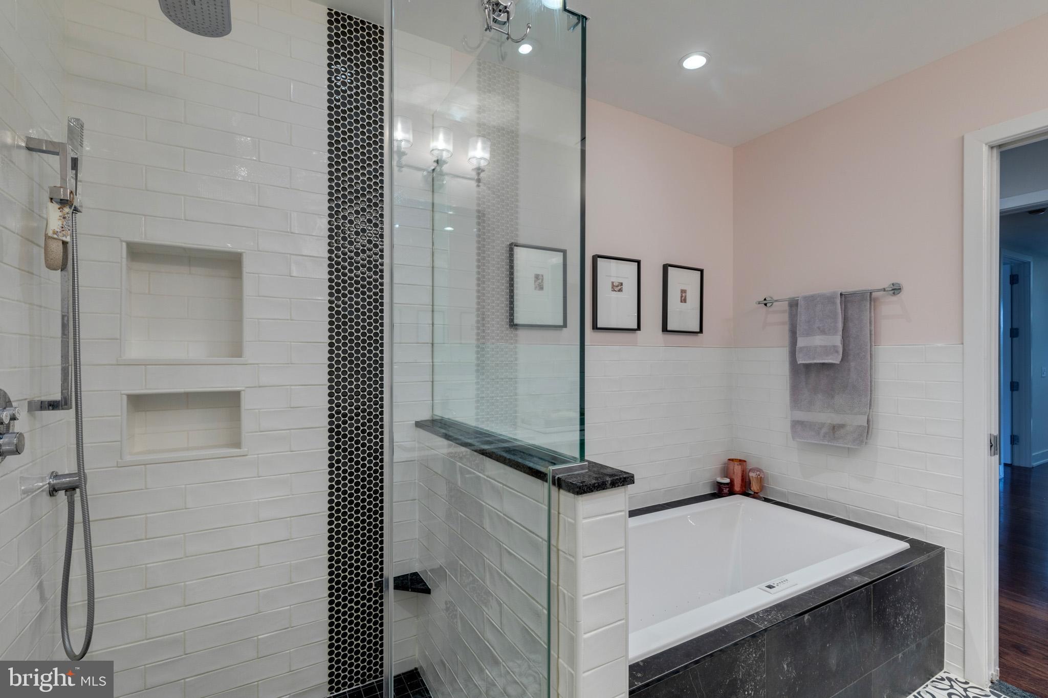 1900 Hamilton Street, Unit 307 Philadelphia, PA 19130 - Photo 3 of 3 main bath