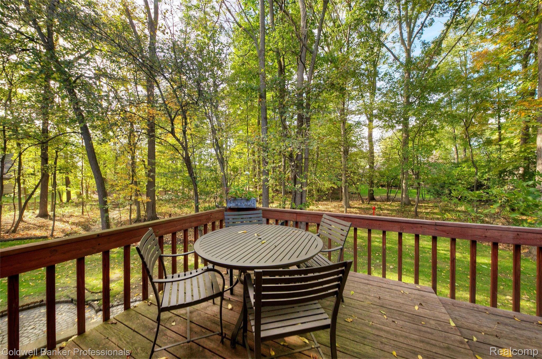 1162 Valley Stream Court Rochester, MI 48309 - Photo 55 of 58 1162 Backyard - Deck - Patio.jpeg