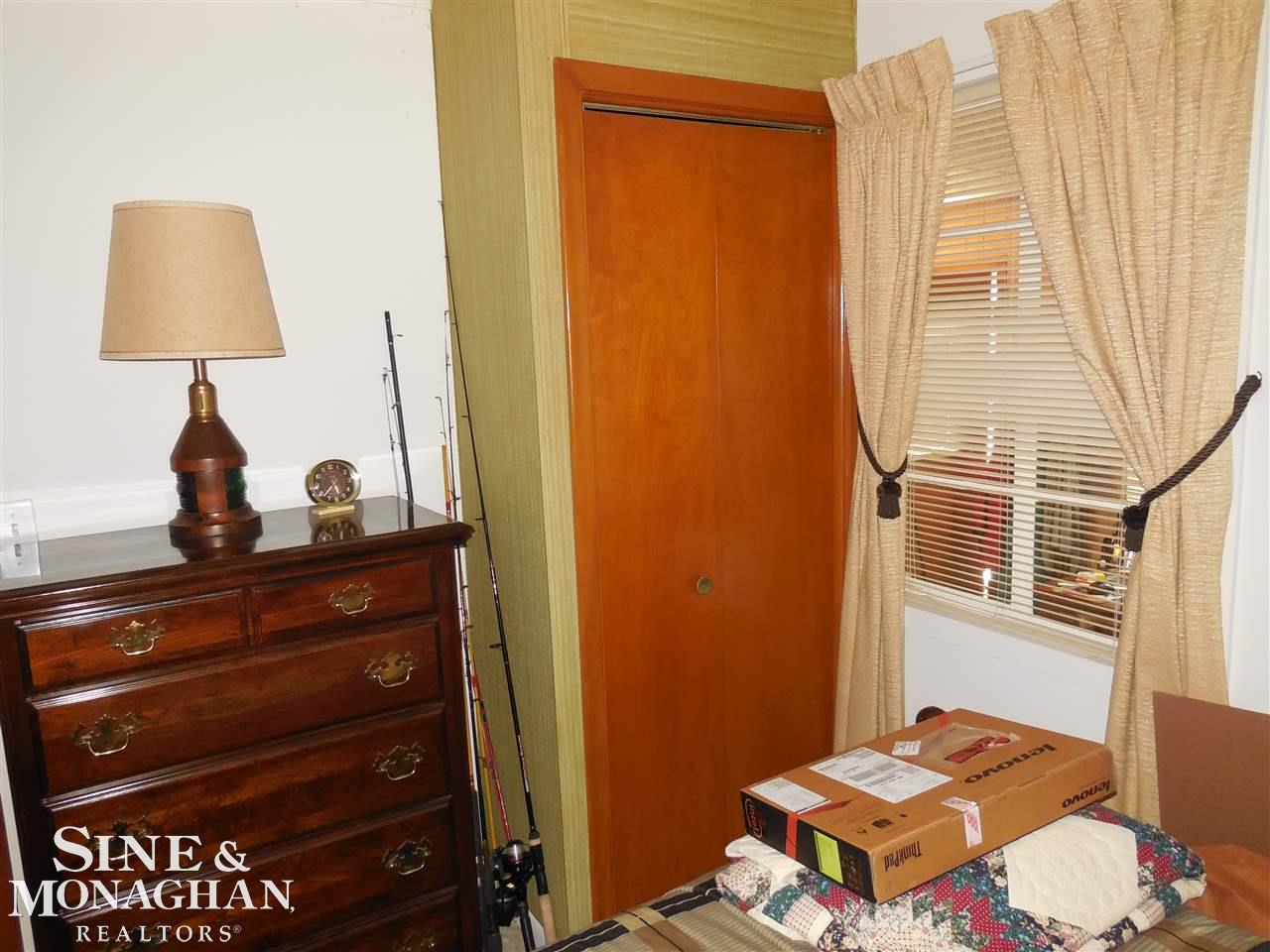 6383 Dyke Road Algonac, MI 48001 - Photo 12 of 27 Gallery Image 12