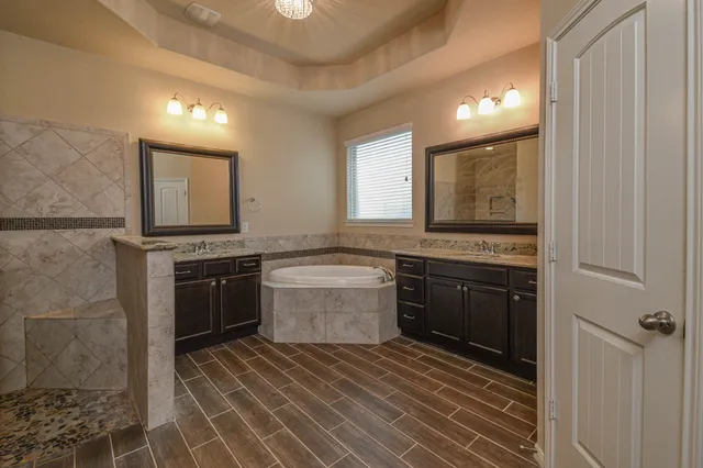 $2,600 | 14149 Isle Royal Lane, Conroe, TX 77384