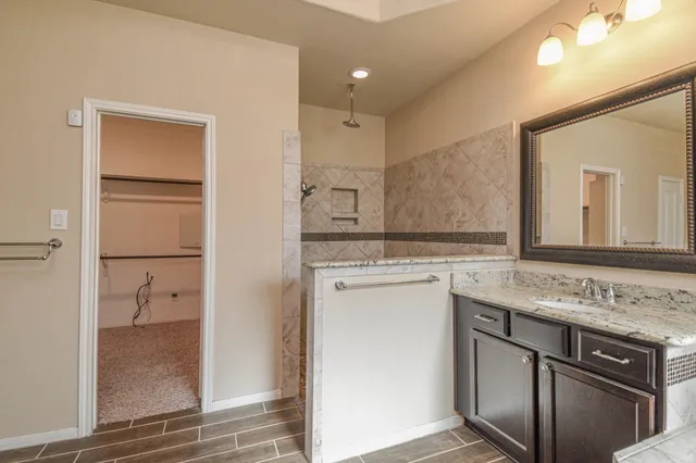 $2,600 | 14149 Isle Royal Lane, Conroe, TX 77384