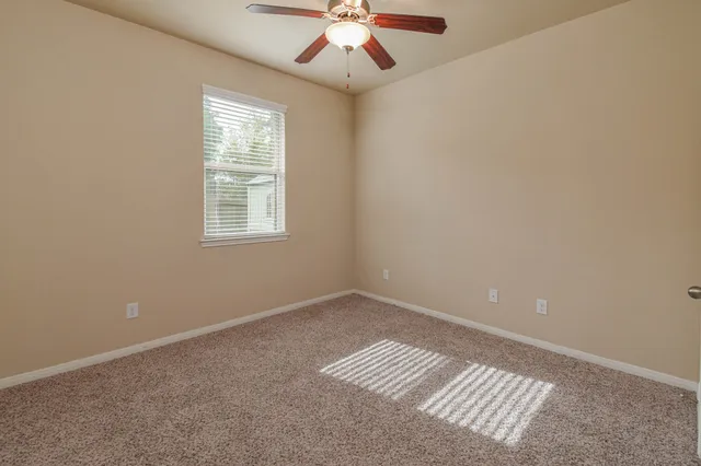 $2,600 | 14149 Isle Royal Lane, Conroe, TX 77384