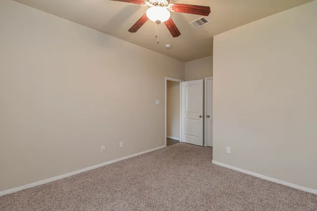 $2,600 | 14149 Isle Royal Lane, Conroe, TX 77384