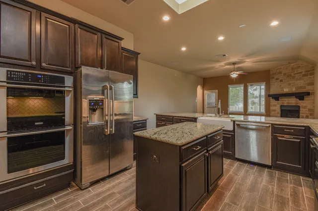 $2,600 | 14149 Isle Royal Lane, Conroe, TX 77384