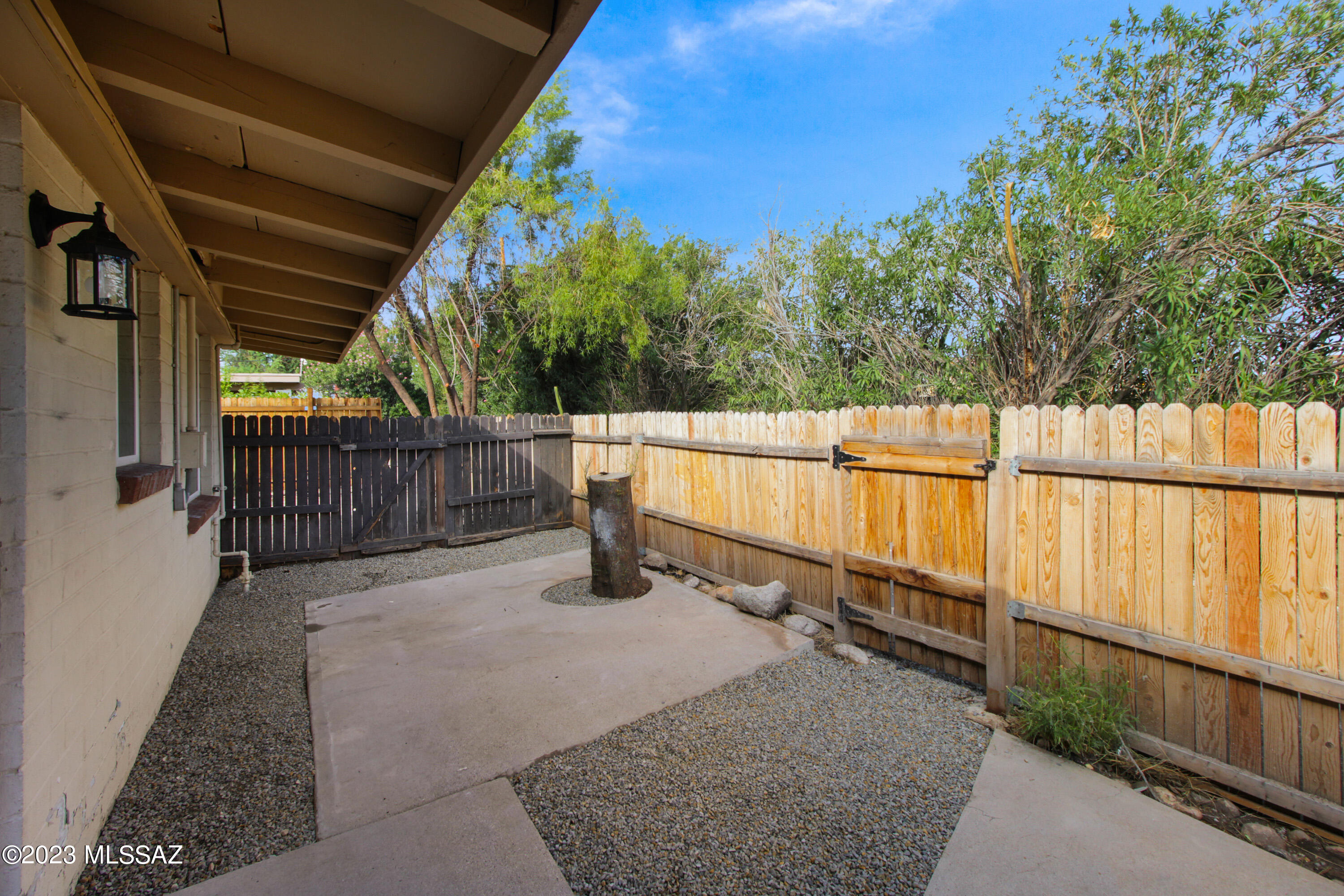 5901 North Oracle Road, Unit 4 Tucson, AZ 85704 - Photo 17 of 20 Gallery Image 17