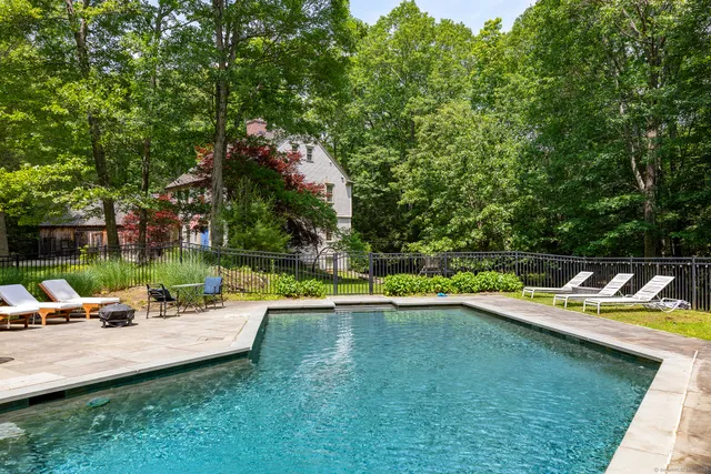 $1,475,000 | 33 Sentry Hill Road, Roxbury, CT 06783