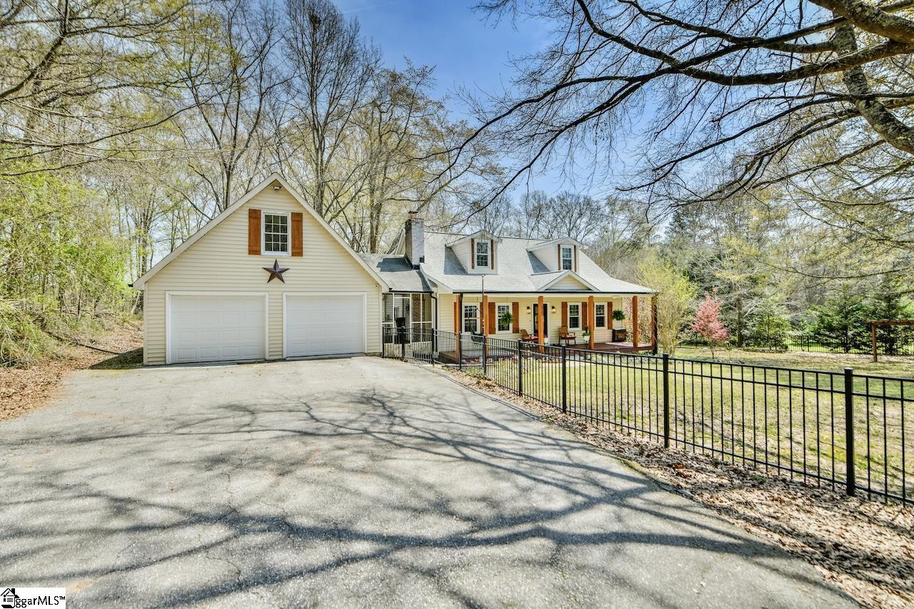 327 Hillside Church Road Fountain Inn, SC 29644 - Photo 2 of 36 Gallery Image 2